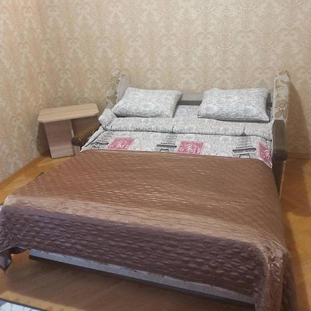 Smart Yellow Apartment-15 Хв Від Жд Вокзалу Lviv Exterior foto